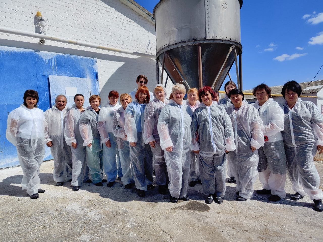 УЧИТЕЛЯ АГРОТЕХНОЛОГИЧЕСКИХ КЛАССОВ ДНР ОСВАИВАЮТ СОВРЕМЕННЫЕ ПОДХОДЫ В АГРАРНОМ ОБРАЗОВАНИИ